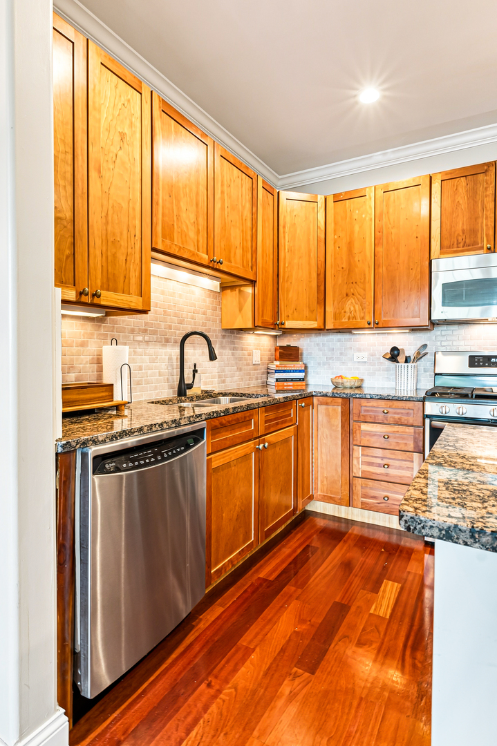 2235 N Lister Avenue 102 Property Photo 5