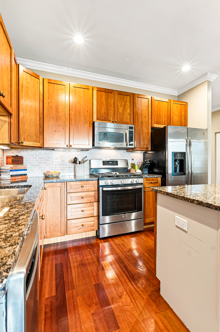 2235 N Lister Avenue 102 Property Photo 6