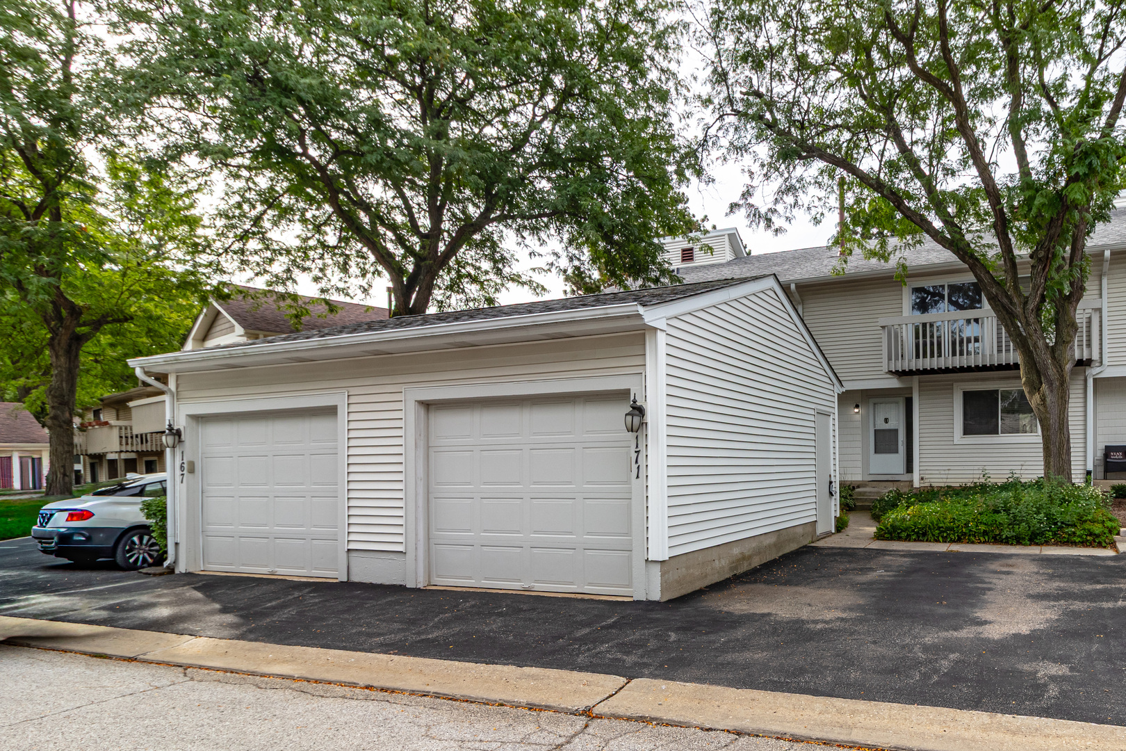 171 Saratoga Court Property Photo 1