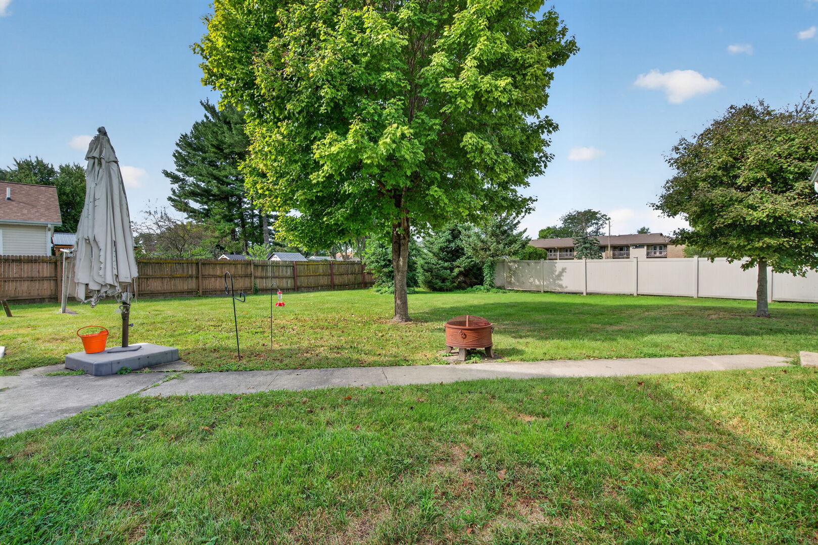 40 S Marguerite Street Property Photo 20