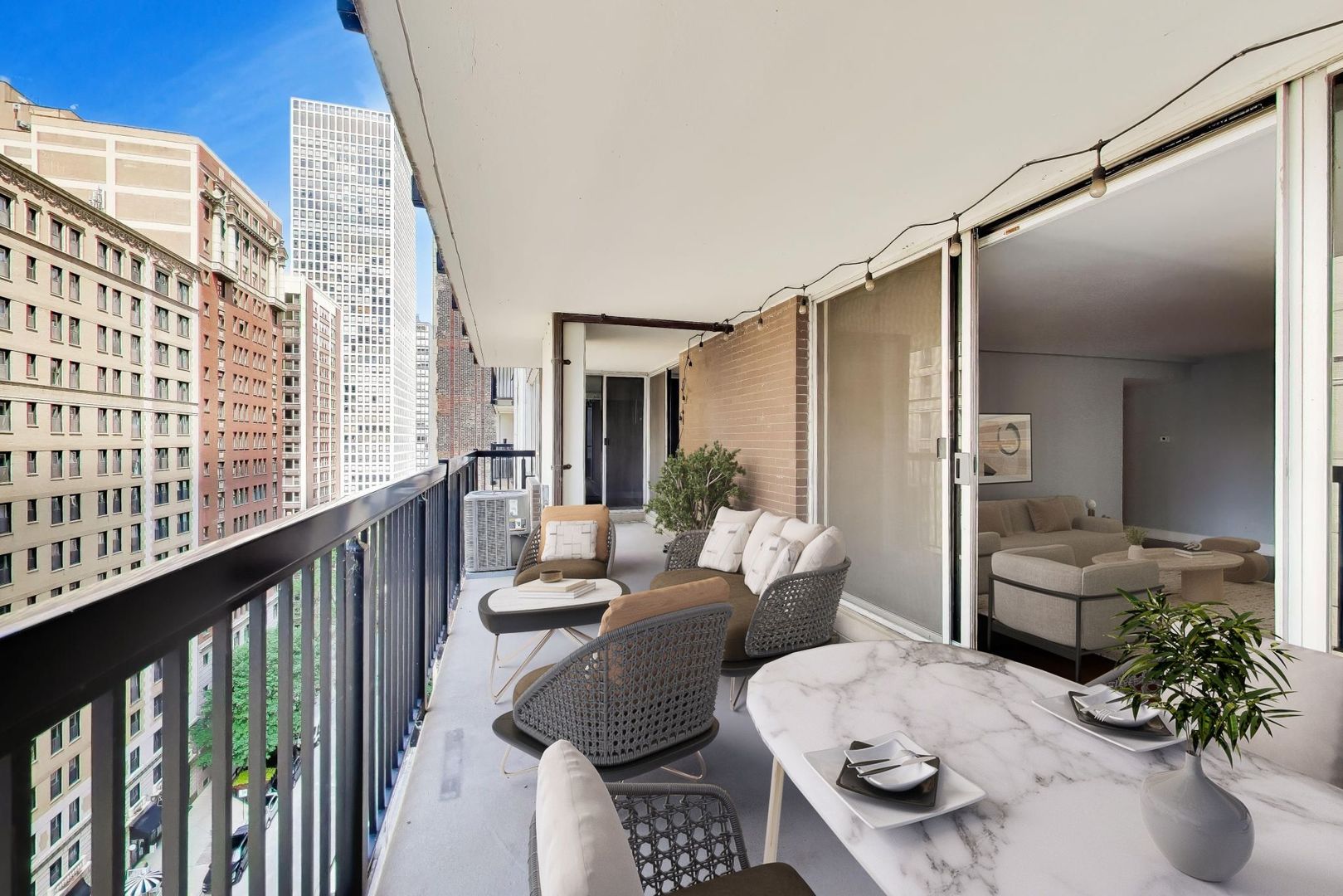 201 E Chestnut Street 14a Property Photo 4
