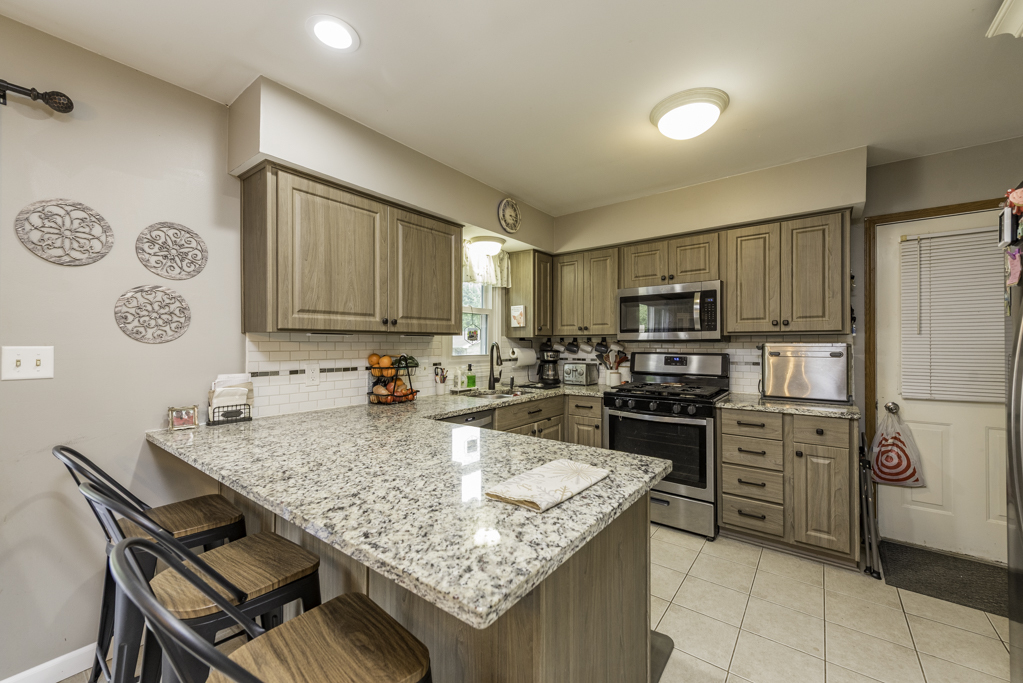 713 Eisenhower Court Property Photo 10