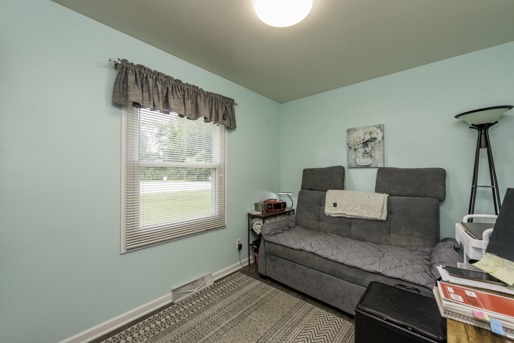 713 Eisenhower Court Property Photo 17