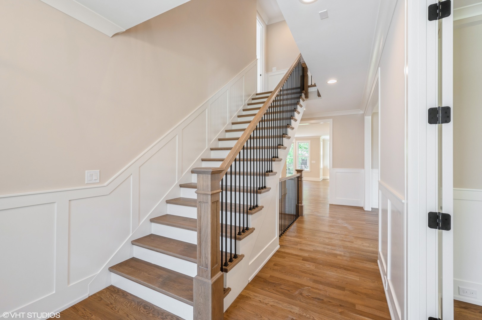 6200 Clarendon Hills (lot 3) Road Property Photo 2