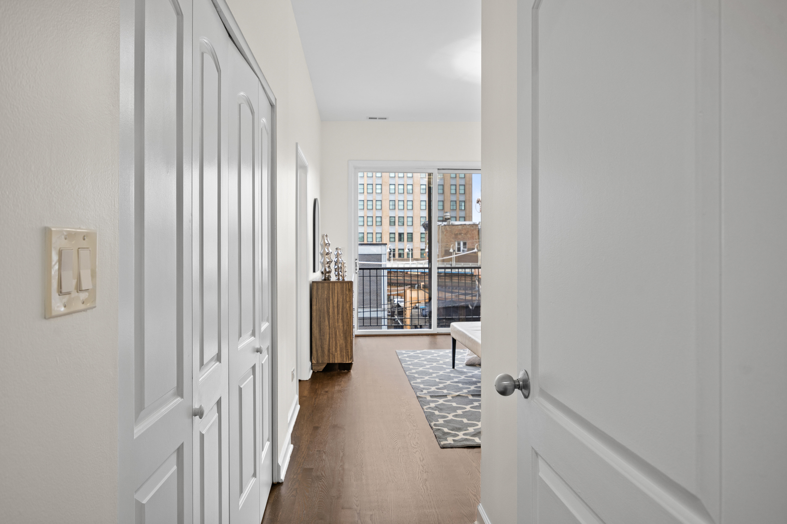 2020 W Pierce Avenue 8 Property Photo 10