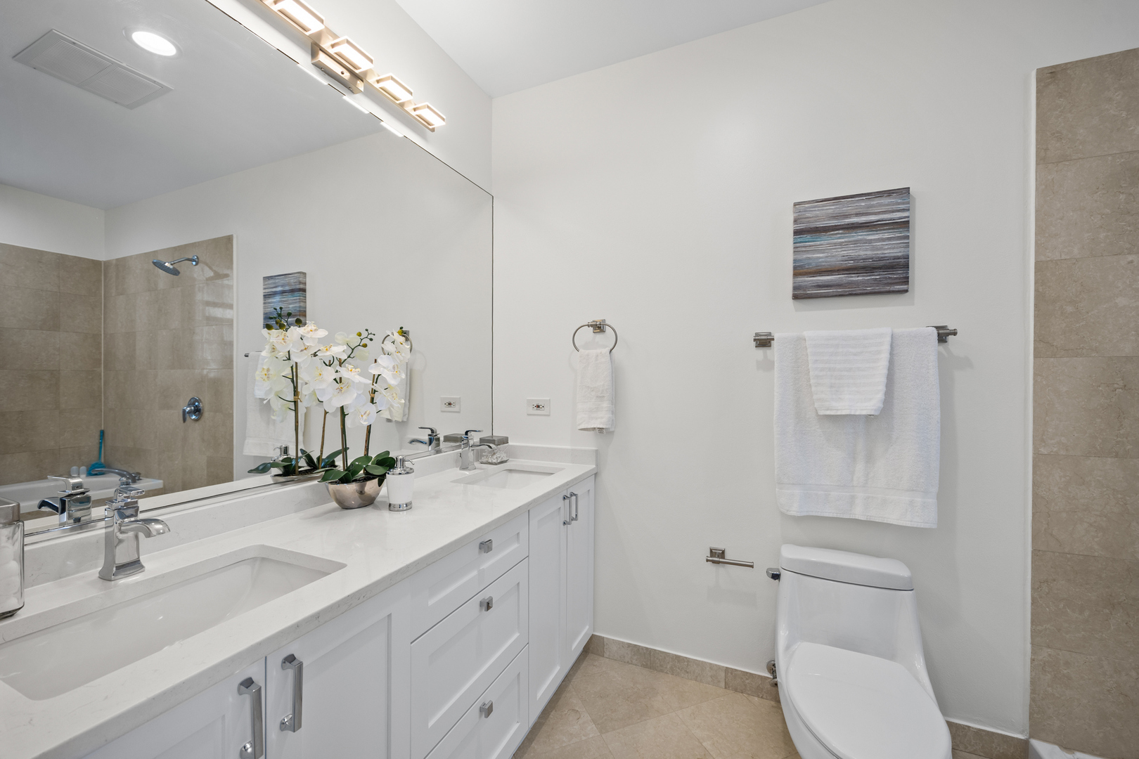 2020 W Pierce Avenue 8 Property Photo 14