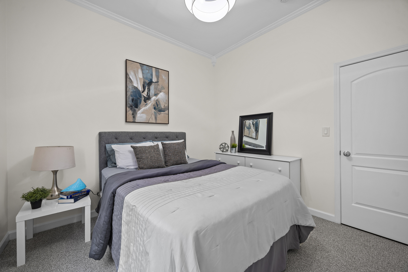2020 W Pierce Avenue 8 Property Photo 18