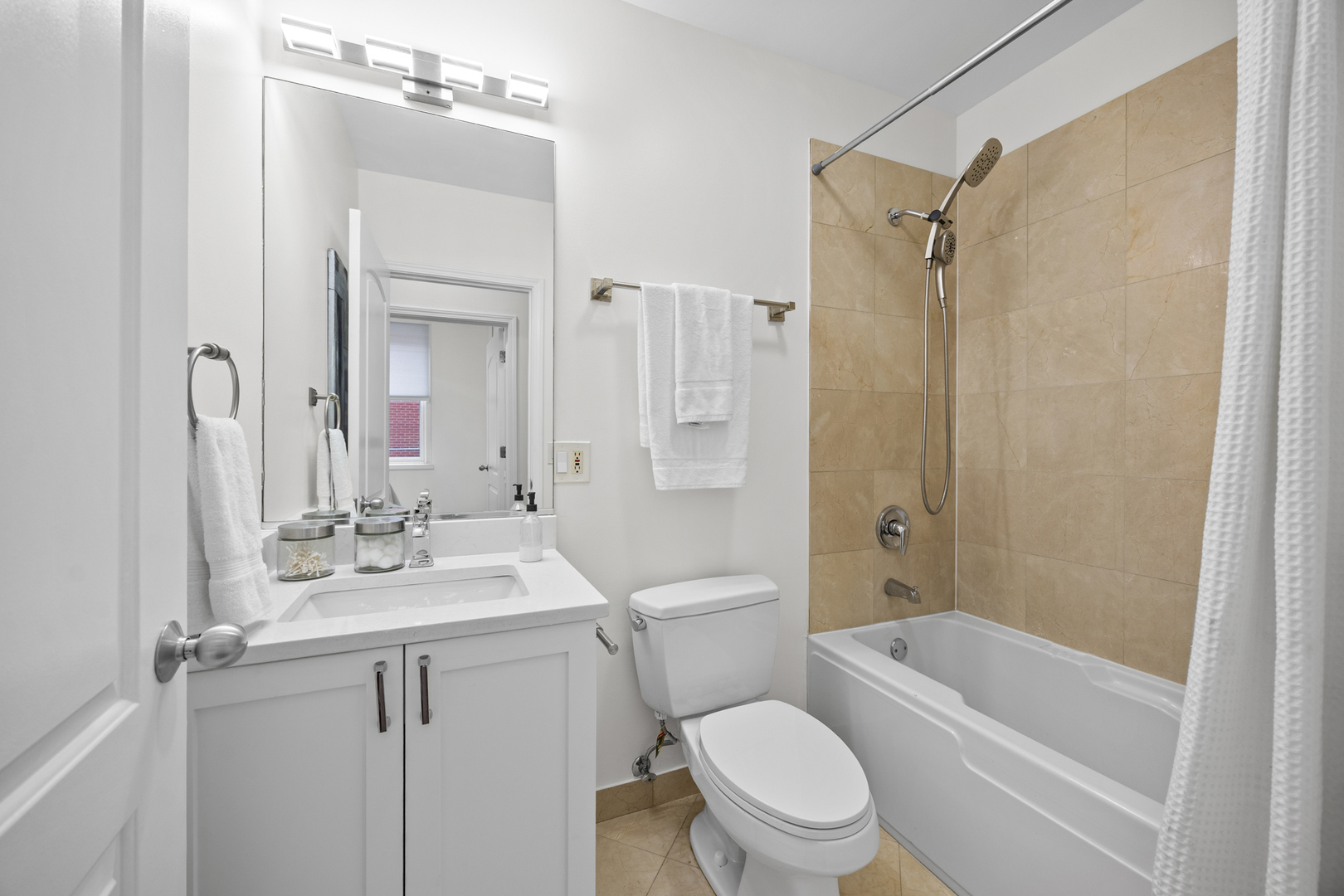 2020 W Pierce Avenue 8 Property Photo 22