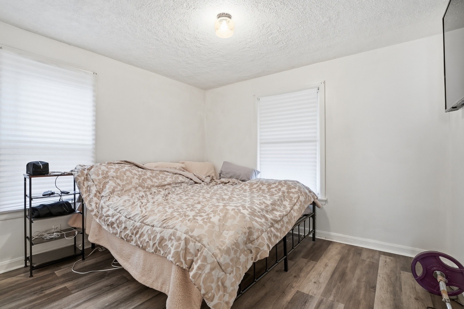 10941 S Avenue C Property Photo 7