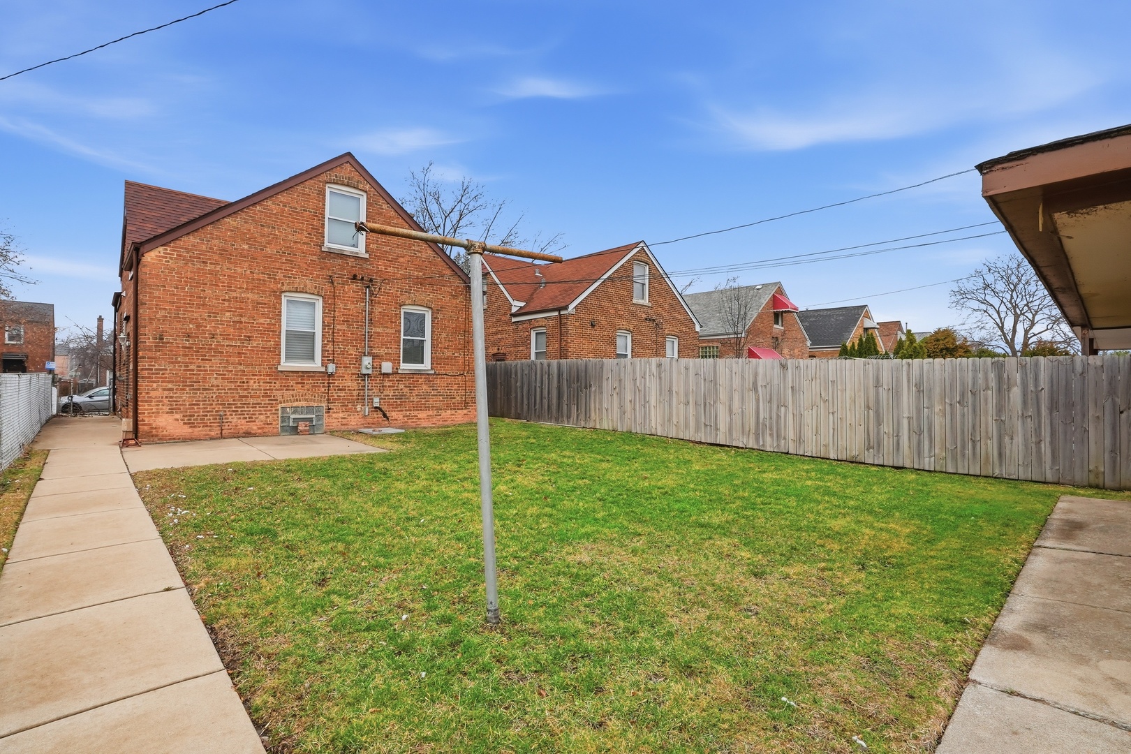 10941 S Avenue C Property Photo 16