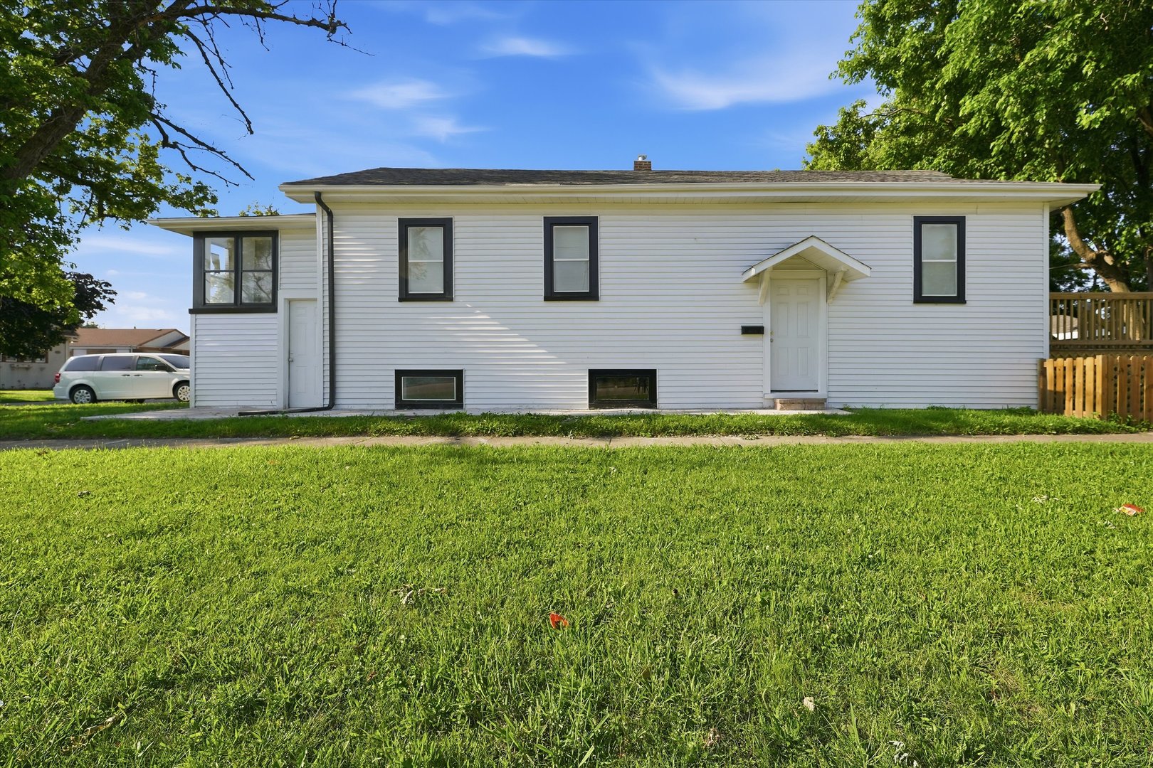 1808 S 22nd Avenue Property Photo 5