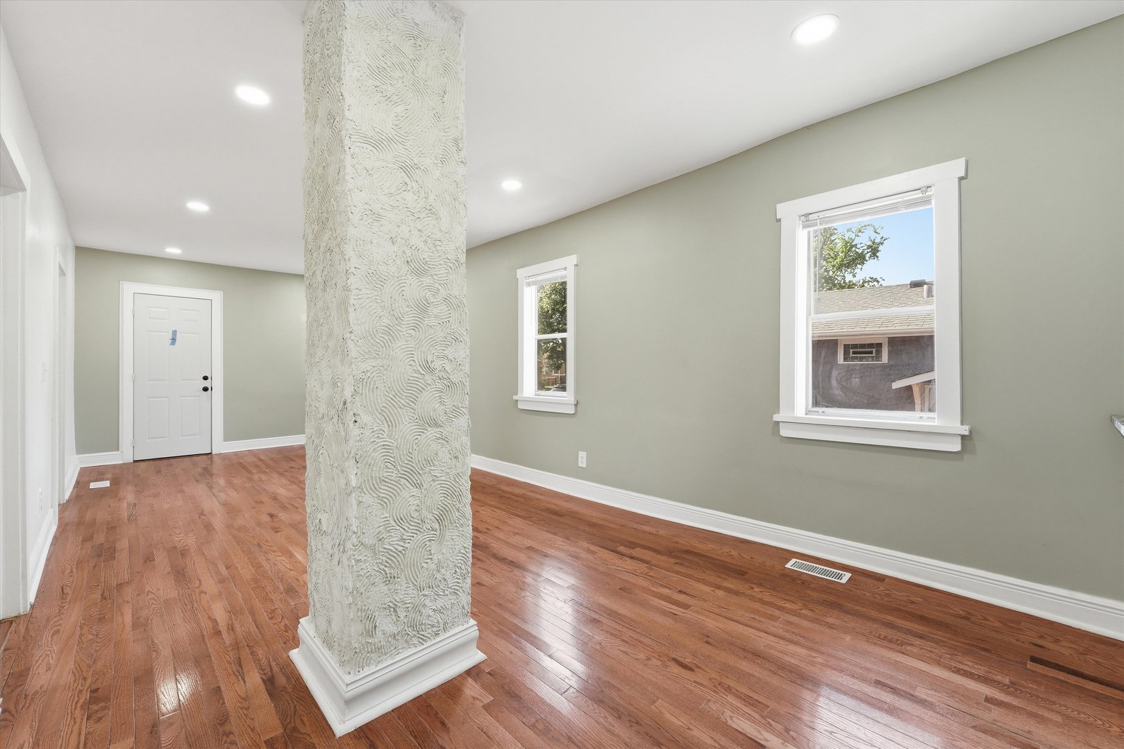 1808 S 22nd Avenue Property Photo 9