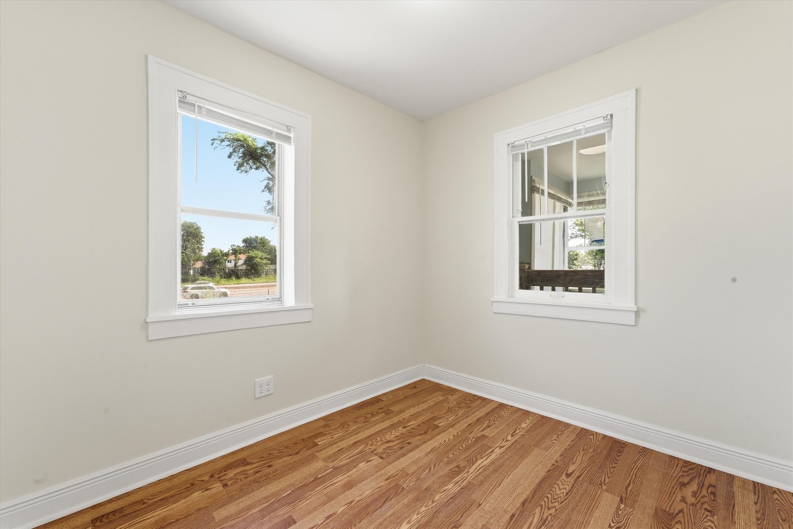 1808 S 22nd Avenue Property Photo 17
