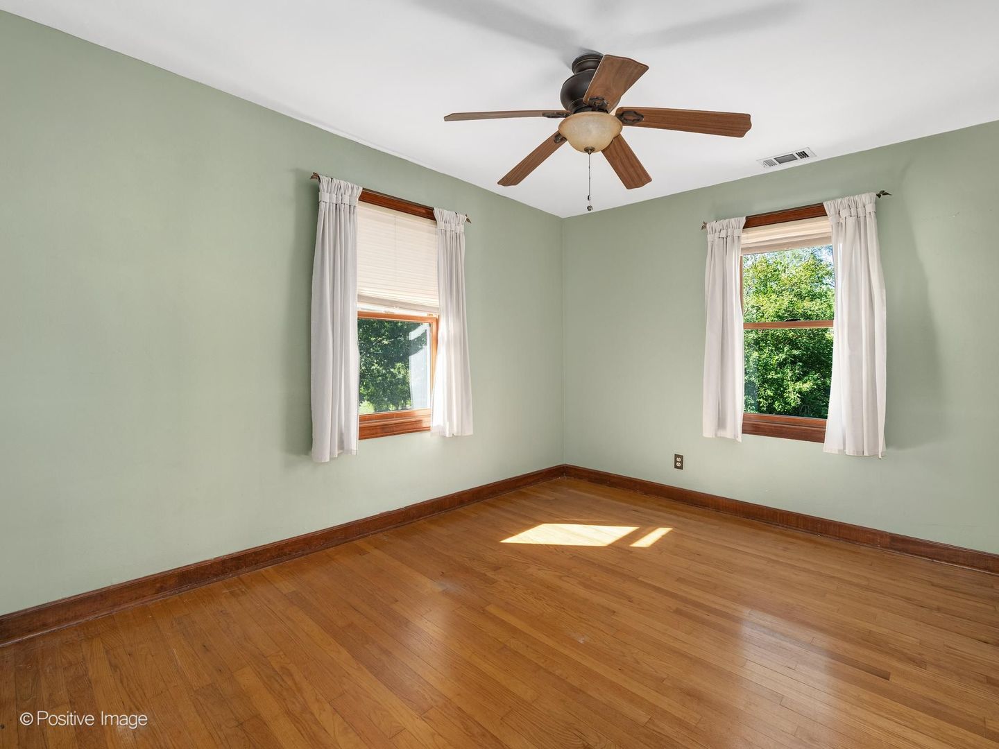 3510 Rosemear Avenue Property Photo 18