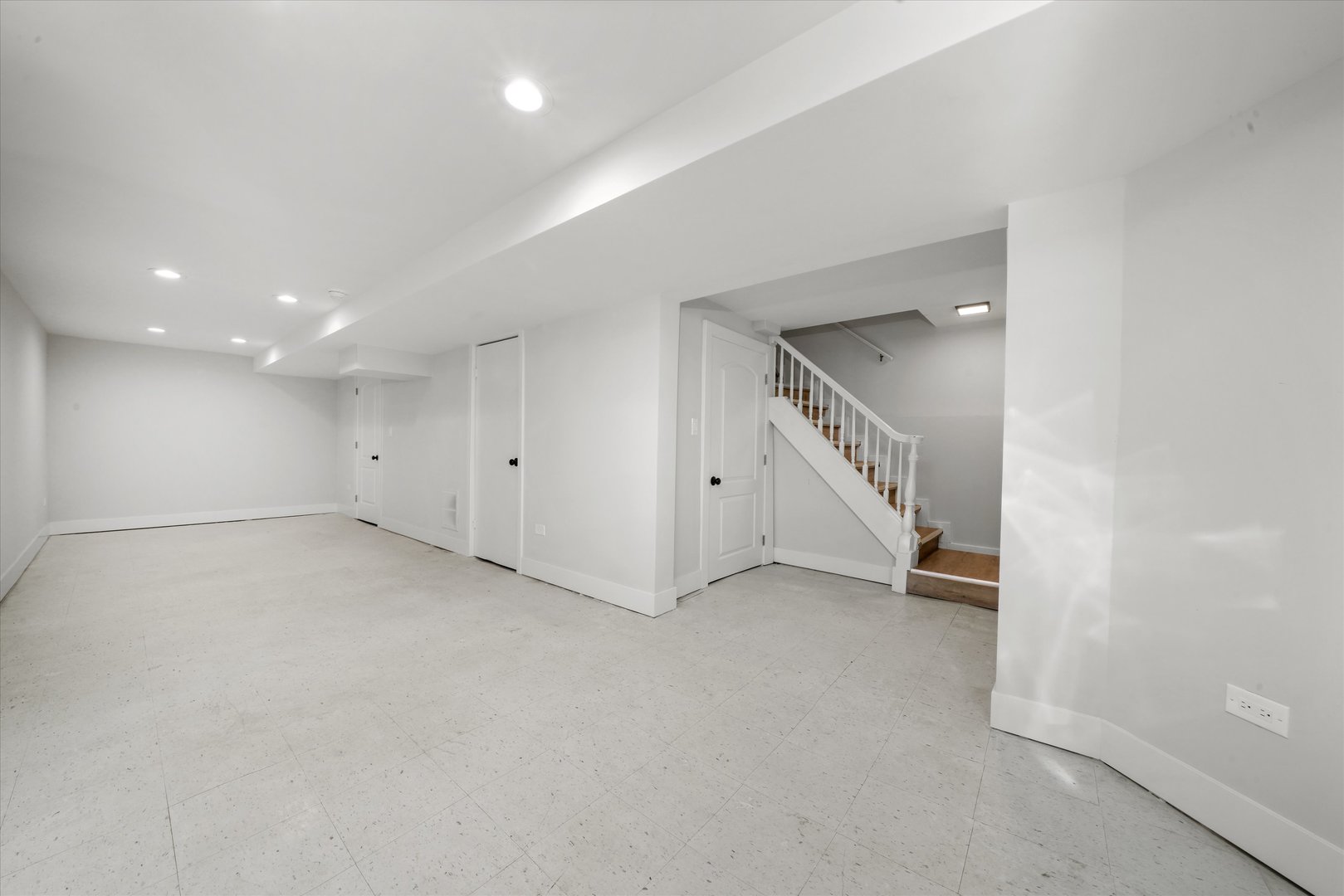7356 S Kenwood Avenue Property Photo 21