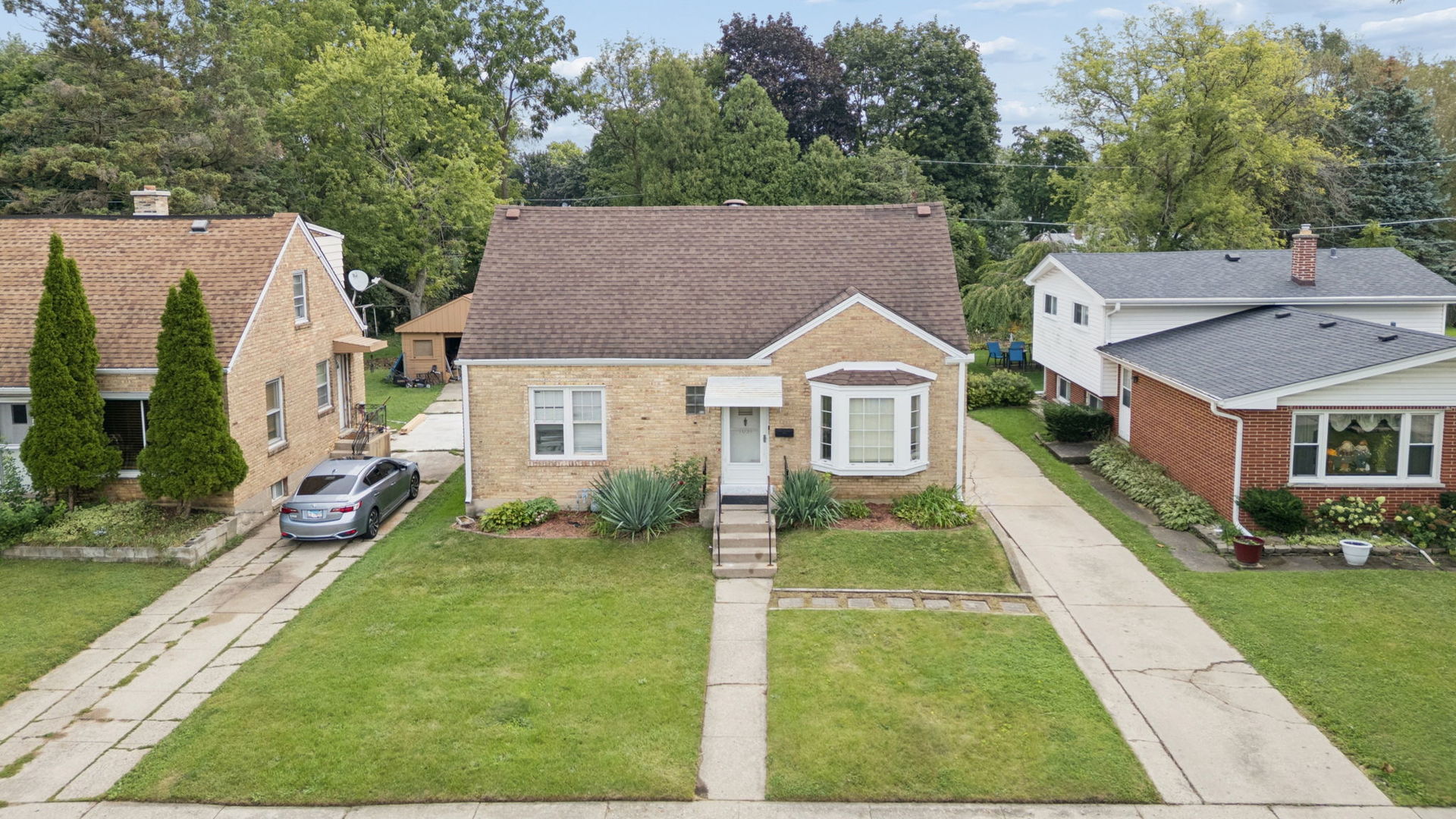 1031 Glenwood Avenue Property Photo 3