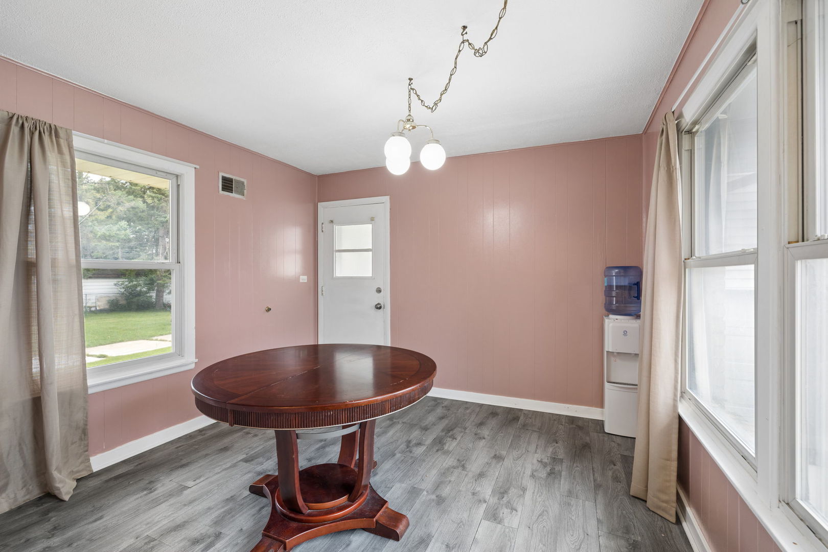1031 Glenwood Avenue Property Photo 10