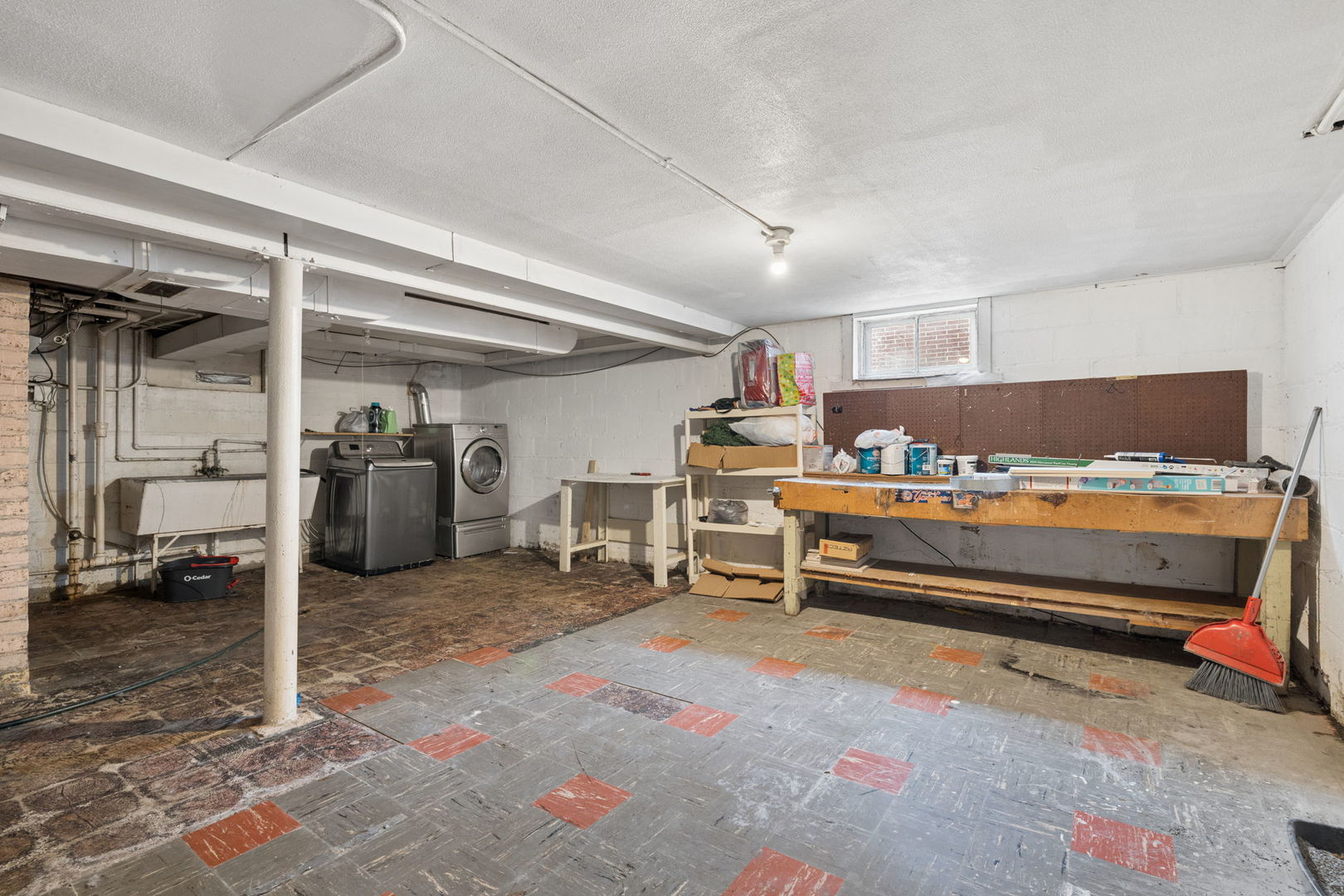 1031 Glenwood Avenue Property Photo 17