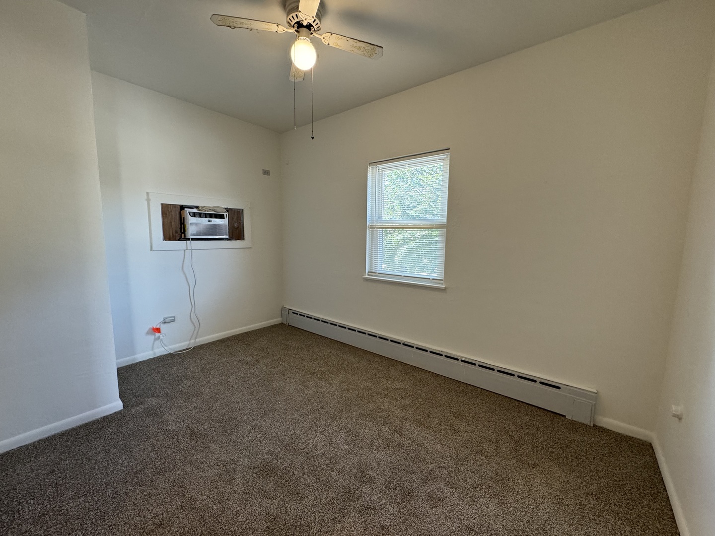 3s230 Warren Avenue 4 Property Photo 4