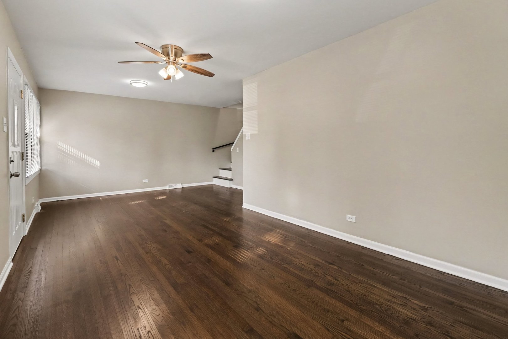 16229 Woodbridge Avenue Property Photo 15