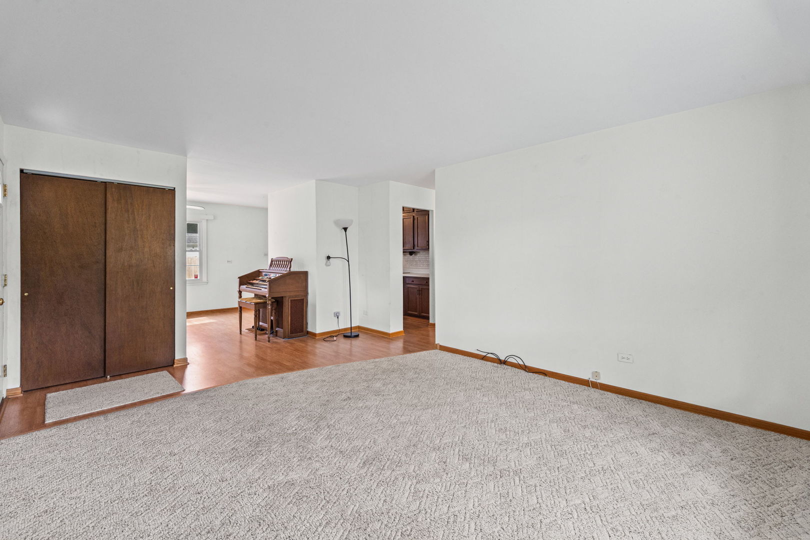 2207 Kingfisher Lane Property Photo 5