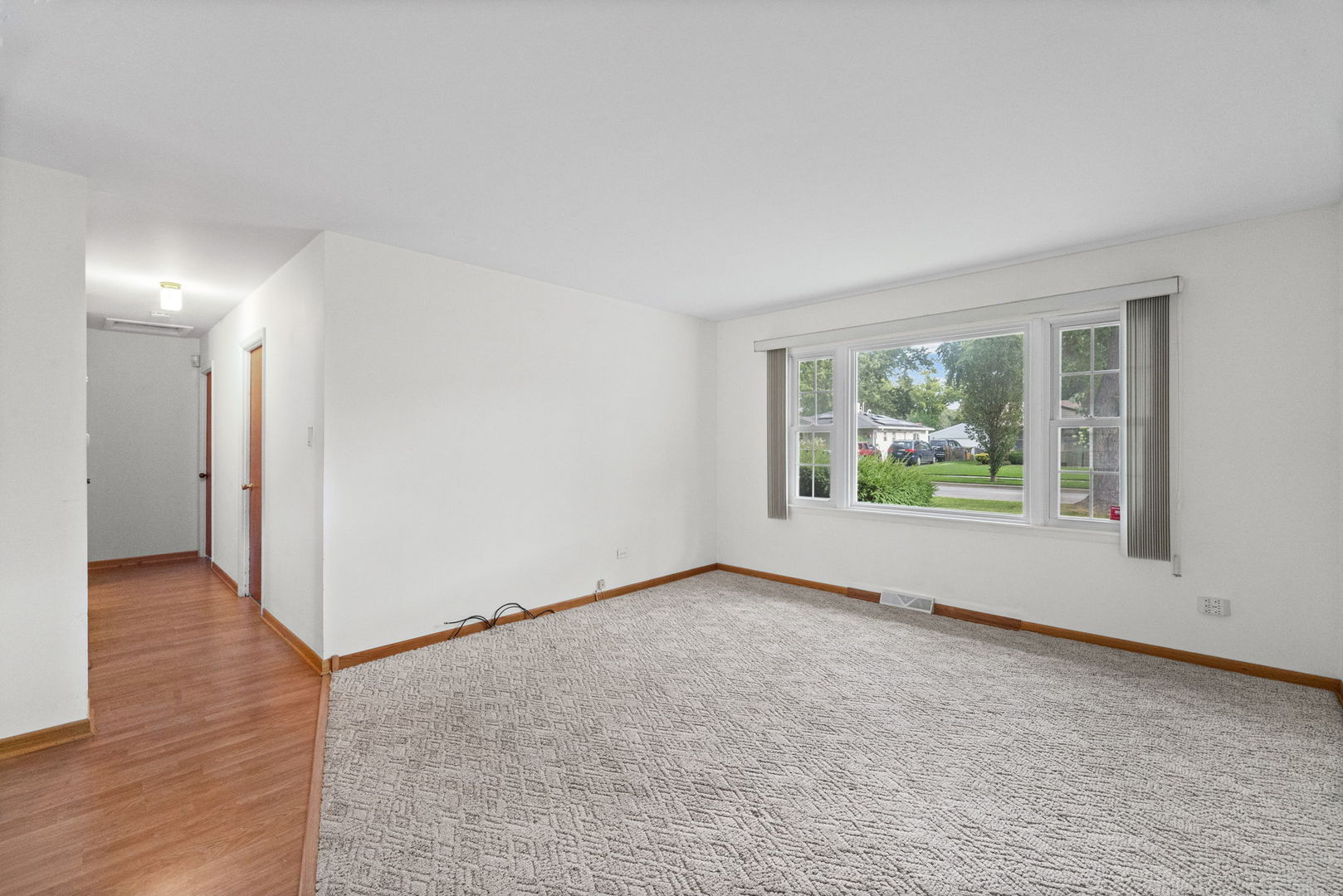 2207 Kingfisher Lane Property Photo 6