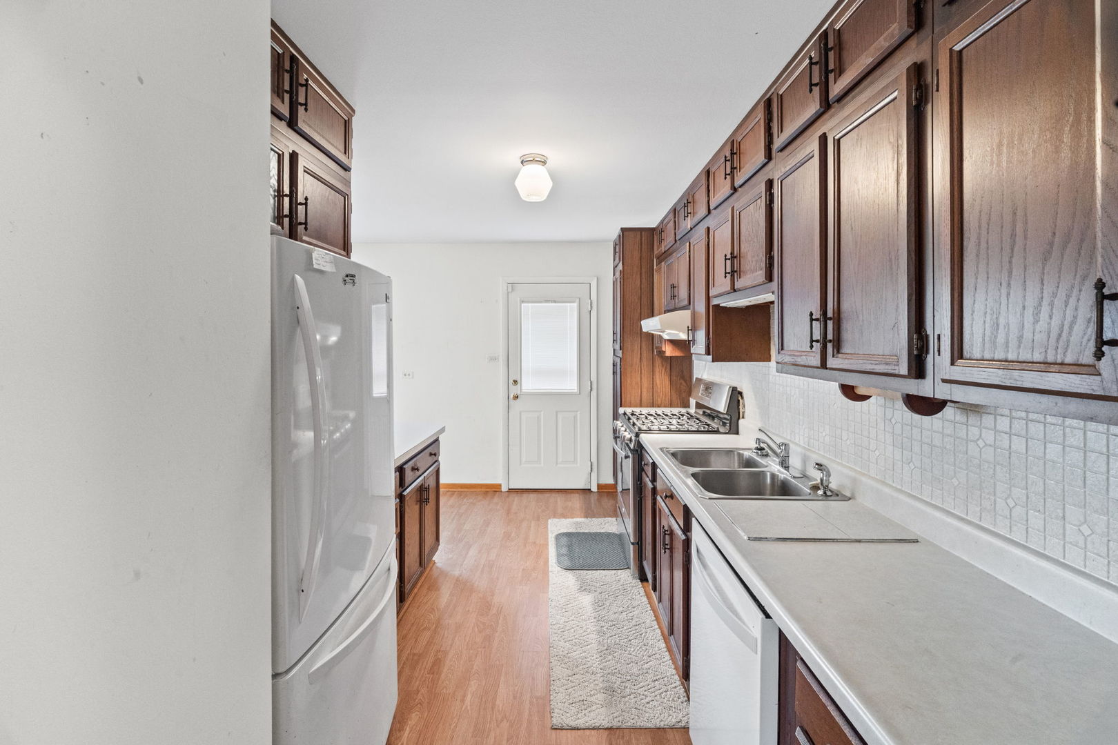 2207 Kingfisher Lane Property Photo 8