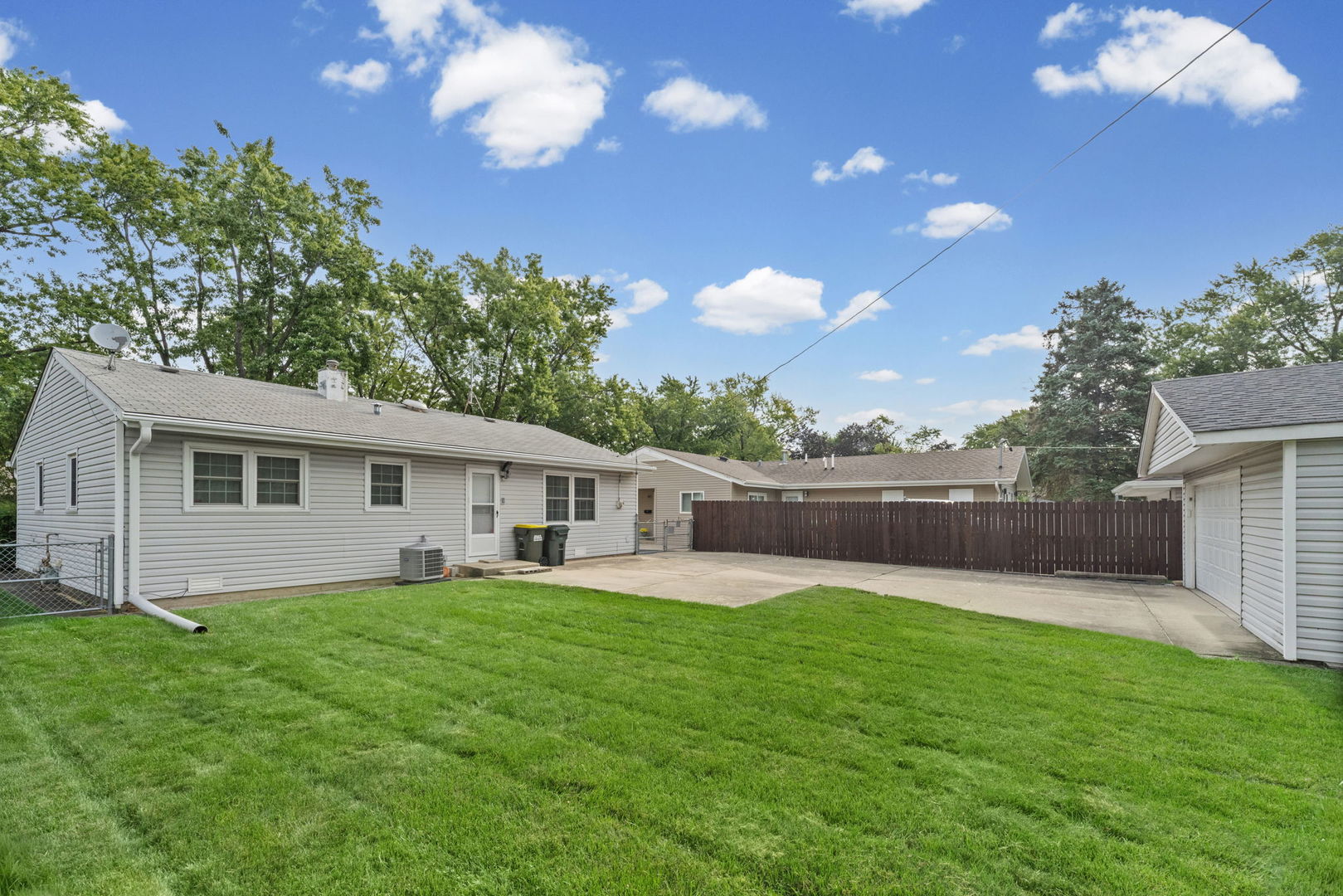 2207 Kingfisher Lane Property Photo 22