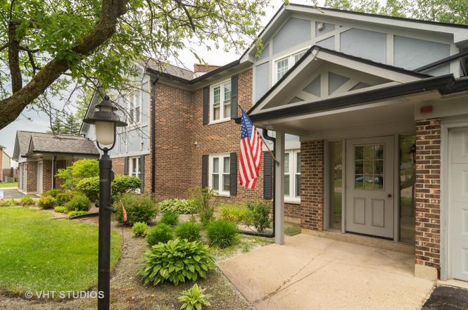 172 Grove Avenue C Property Photo 1