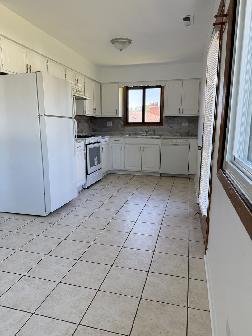 311 Dawn Court 2 Property Photo 17