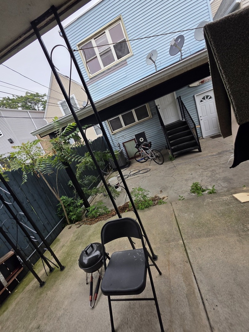 3419 W Beach Avenue 2 Property Photo 9