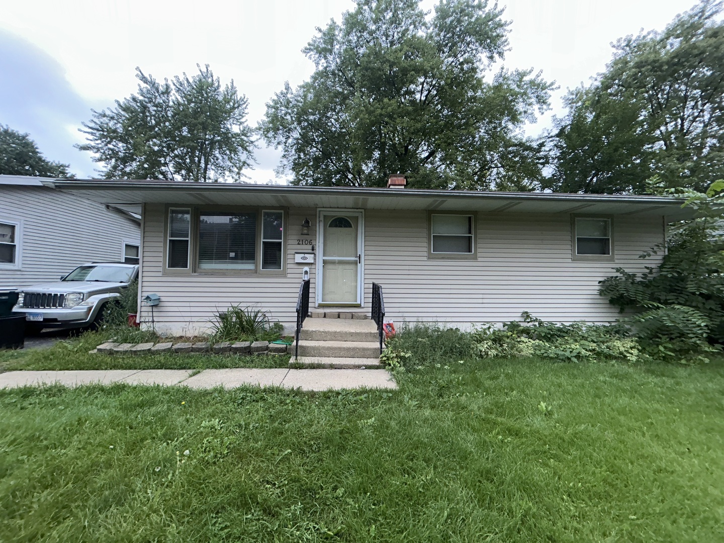 2106 Gideon Avenue Property Photo 1