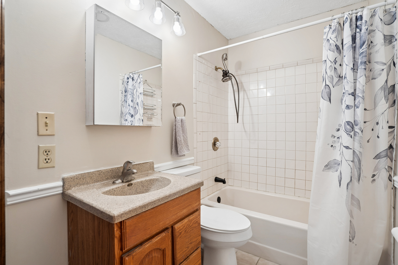 2838 40th Avenue Property Photo 12