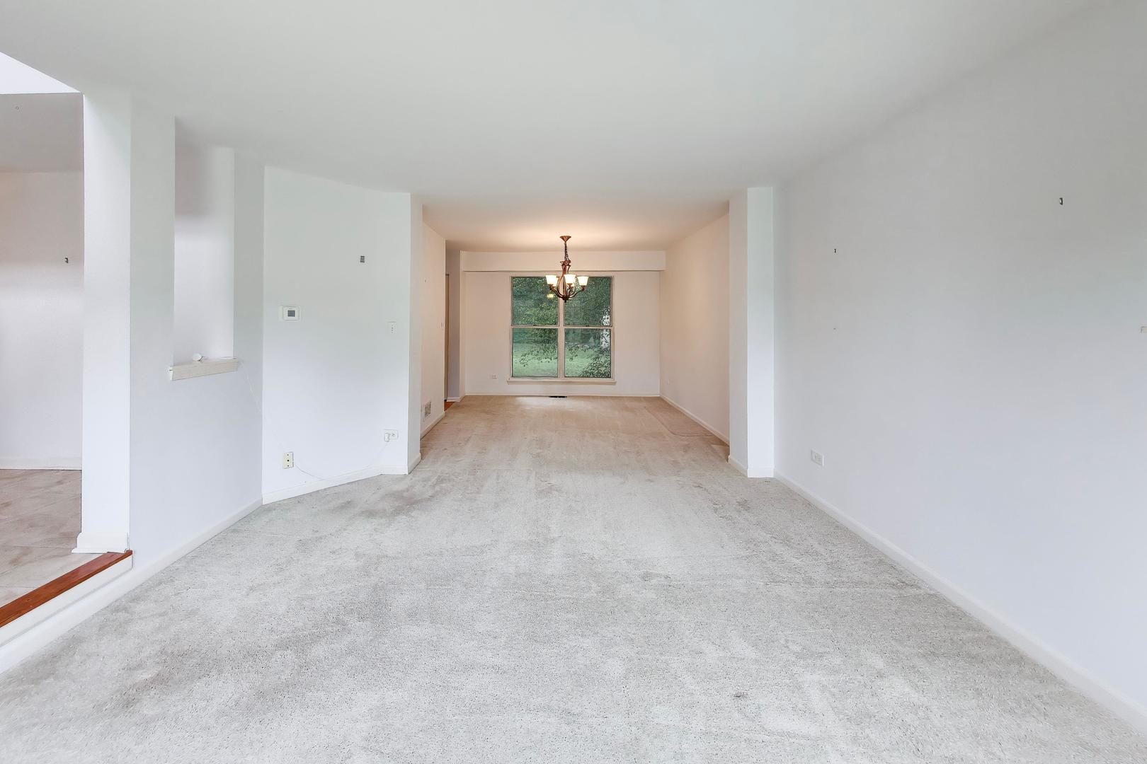 580 Sycamore Circle Property Photo 3
