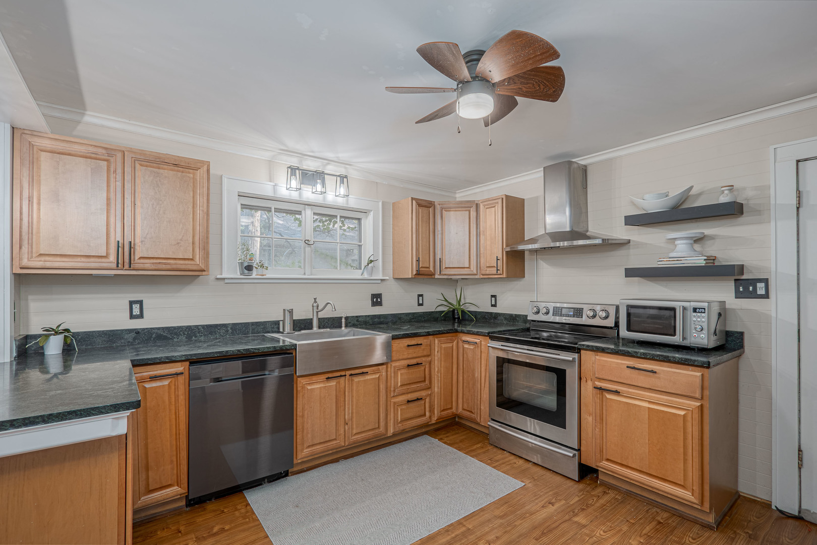 1344 Garfield Avenue Property Photo 14