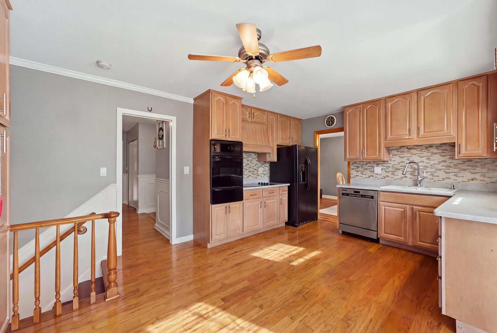 8030 Carlisle Drive Property Photo 5
