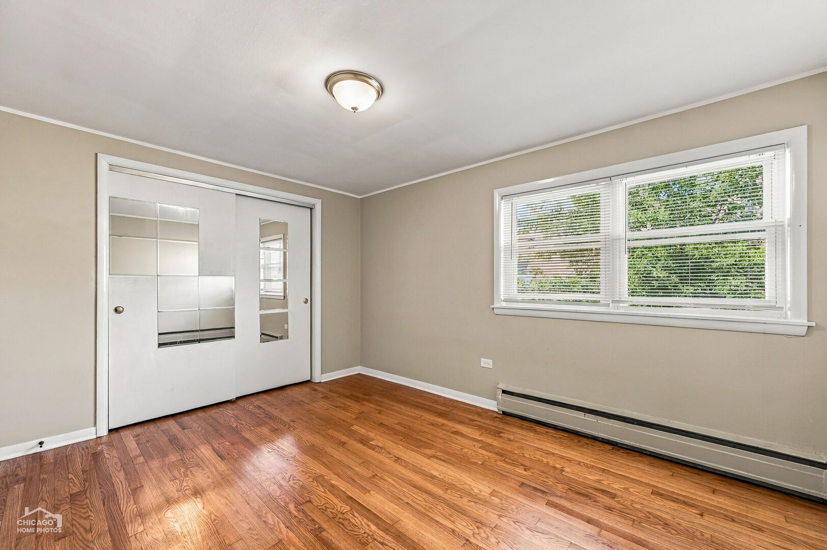 5848 W Irving Park Road Property Photo 12