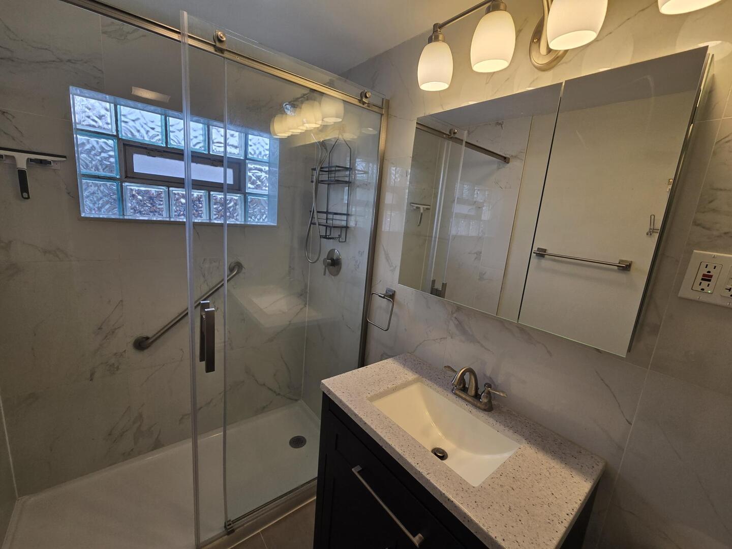 5848 W Irving Park Road Property Photo 17