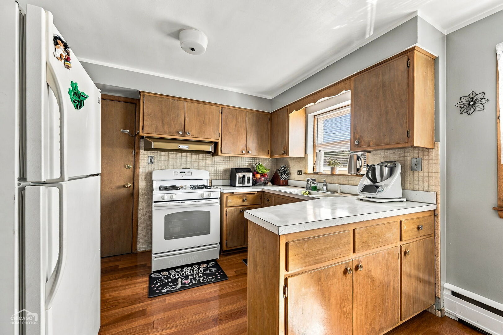 5848 W Irving Park Road Property Photo 19