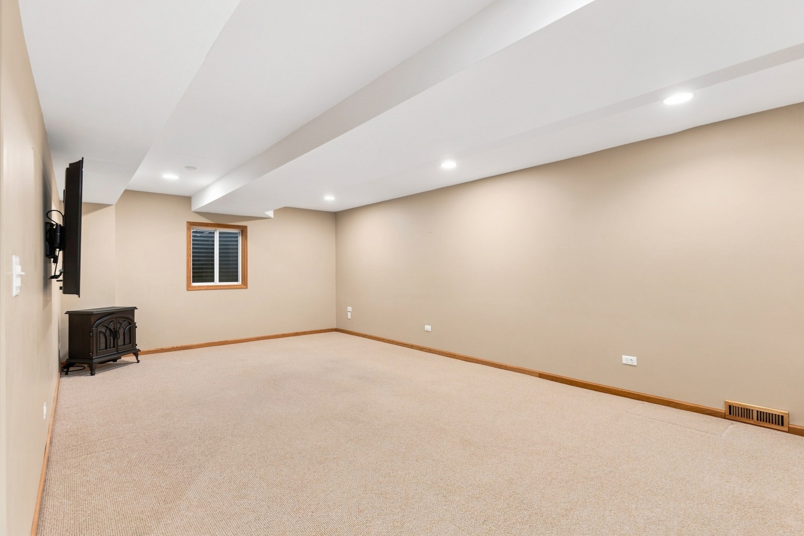 25230 W Monroe Court Property Photo 24