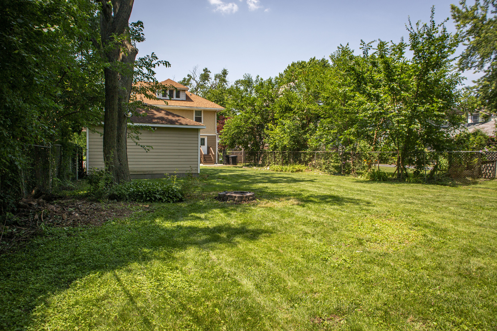 11359 S Bell Avenue Property Photo 8