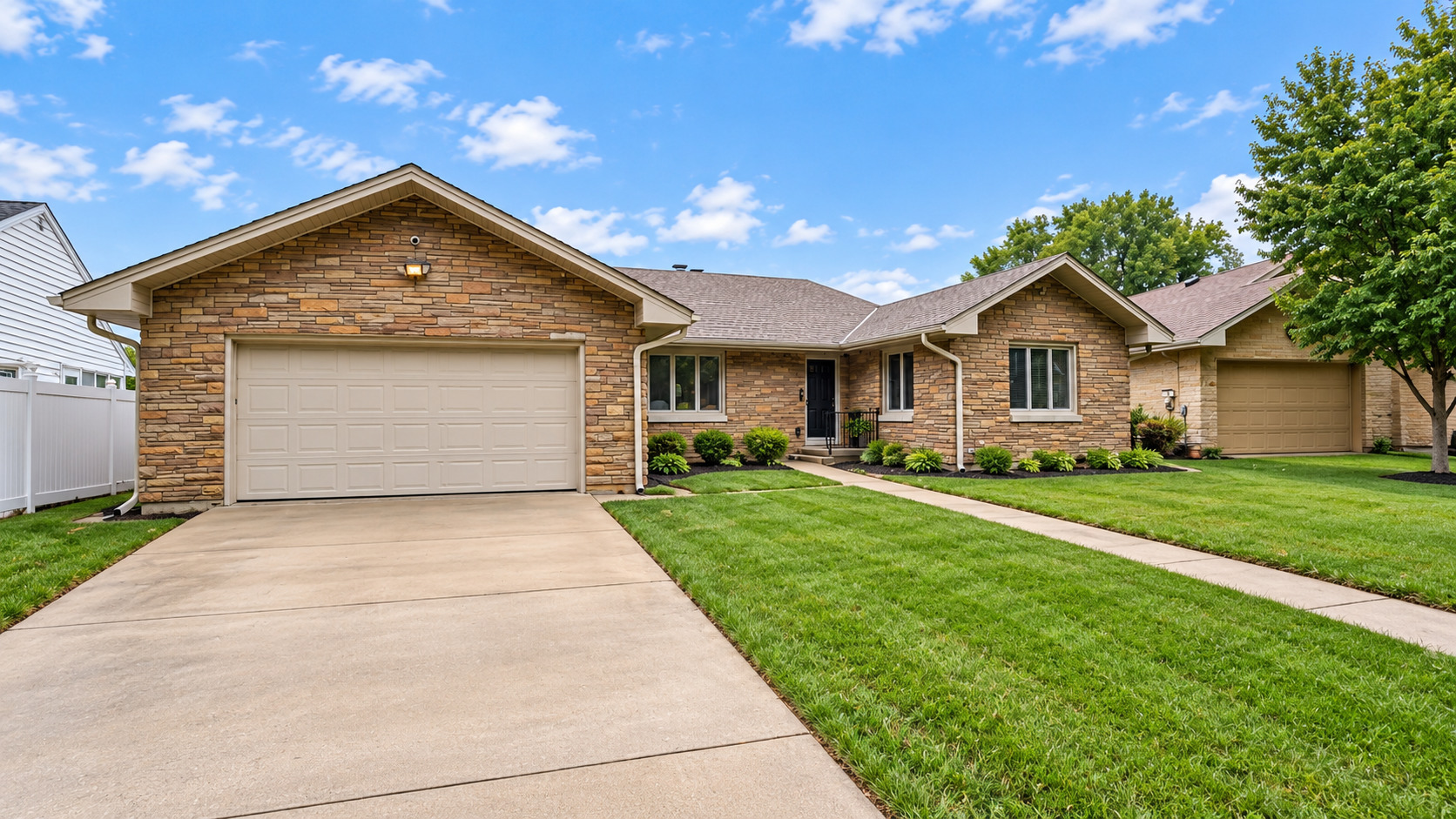 760 Riverside Court Property Photo 1