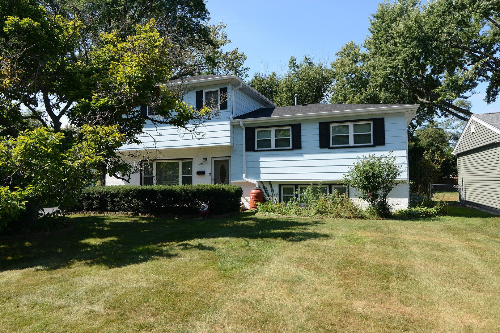 6308 Saratoga Avenue Property Photo 1