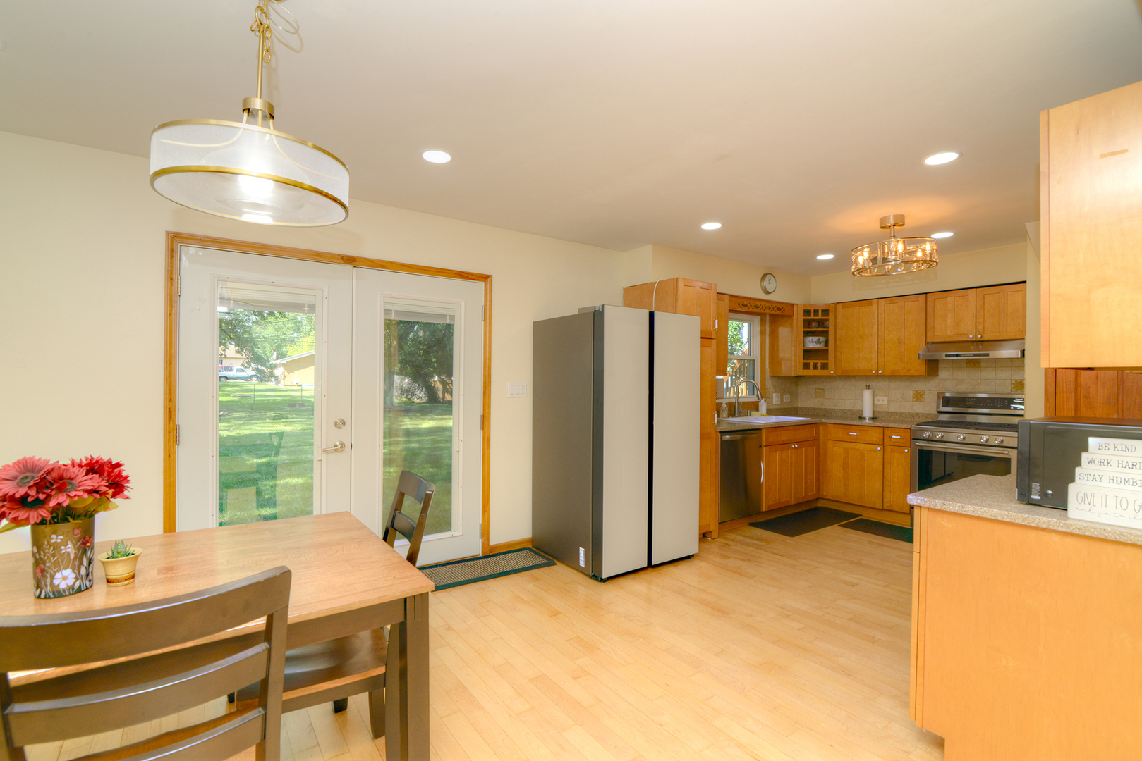 6308 Saratoga Avenue Property Photo 14