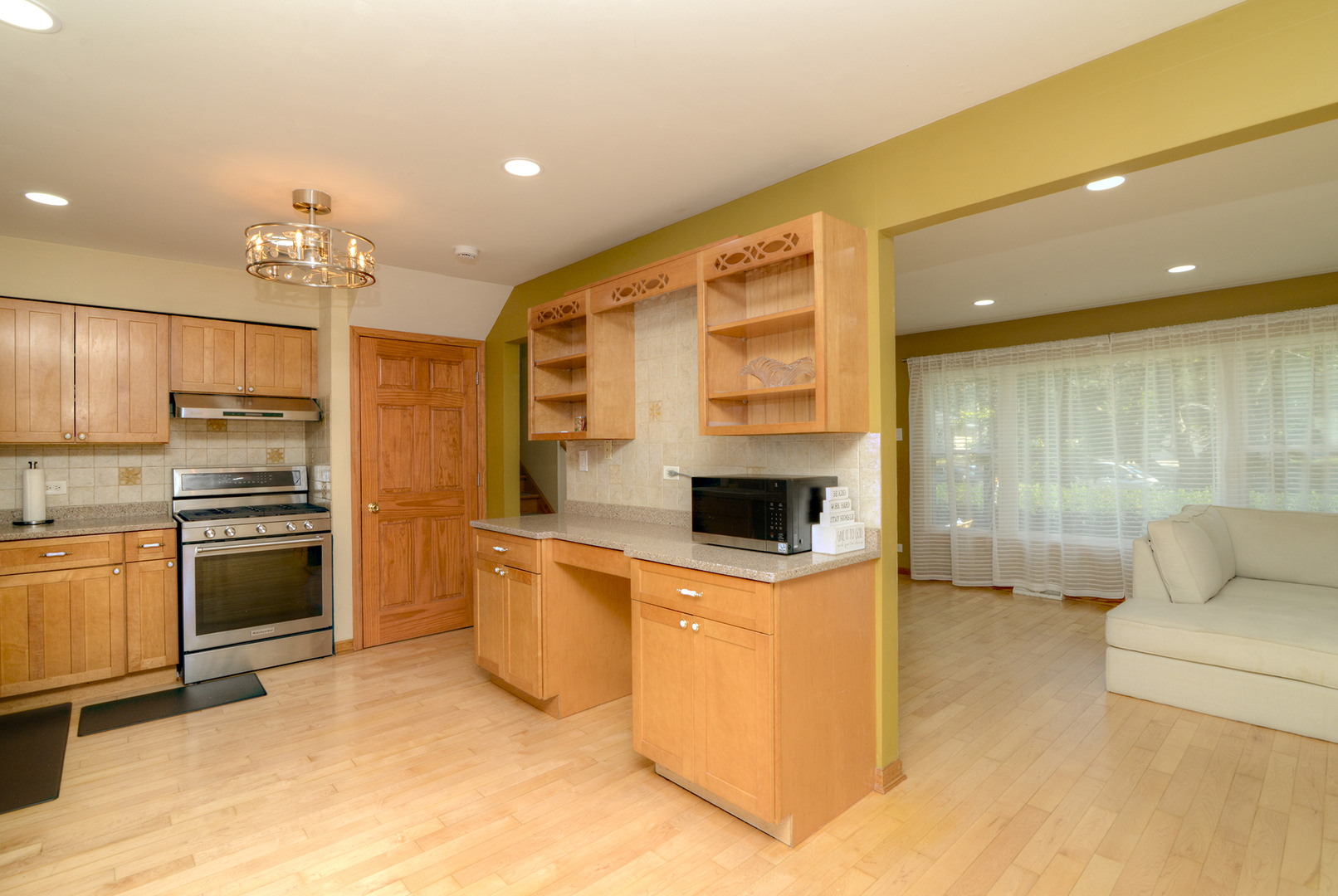 6308 Saratoga Avenue Property Photo 17