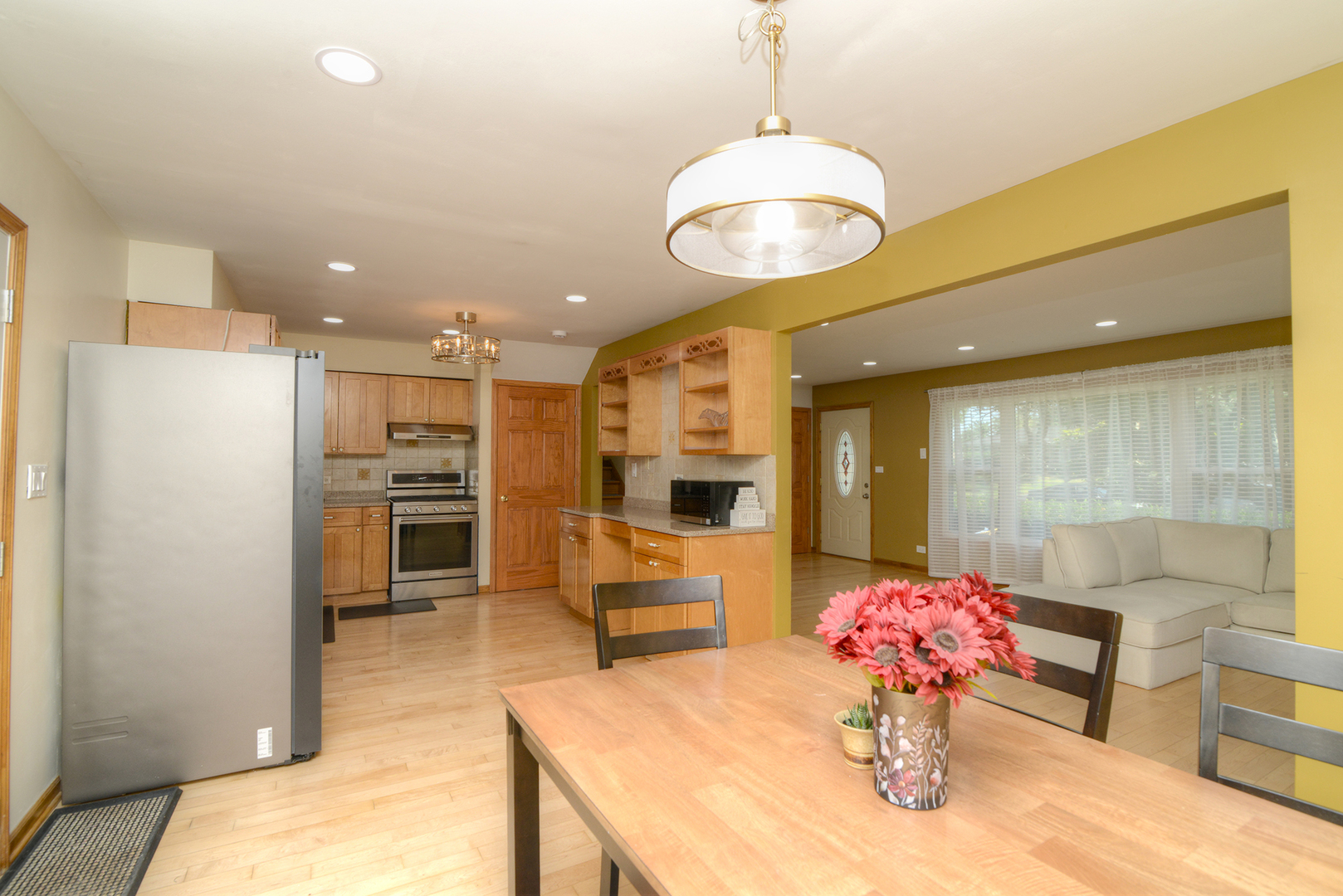 6308 Saratoga Avenue Property Photo 18