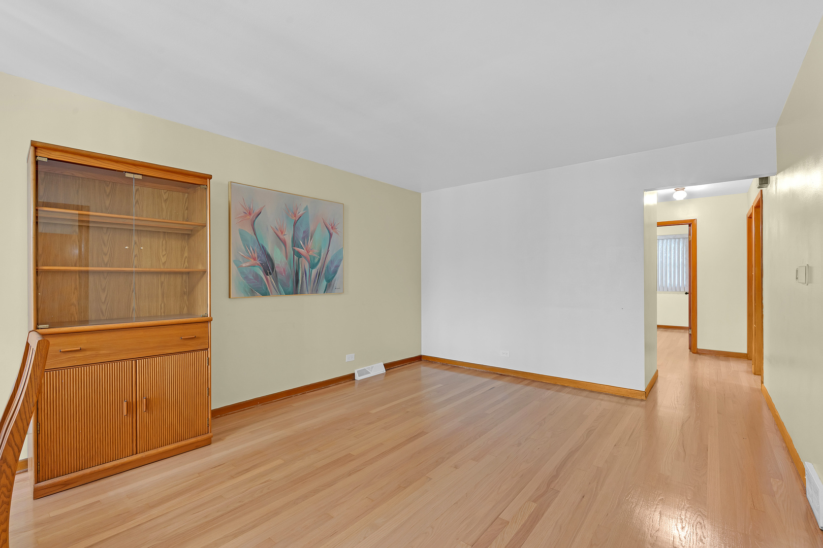 1528 N 21 Avenue Property Photo 5