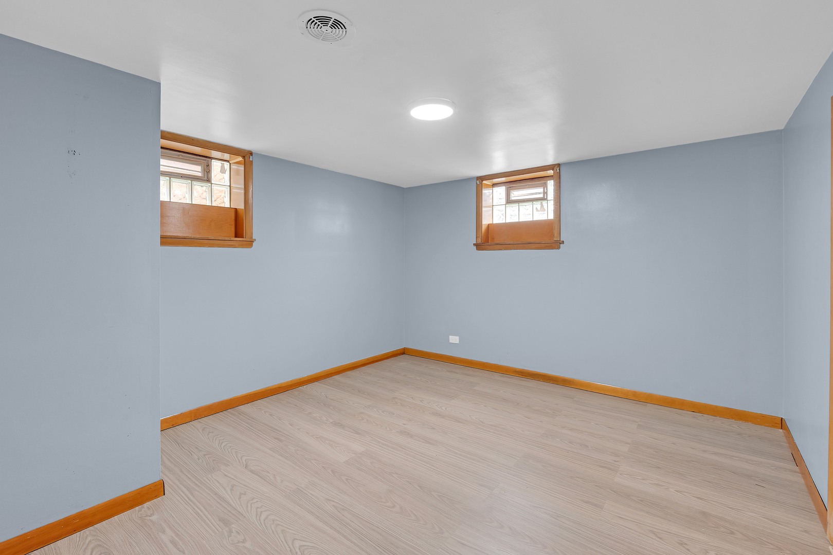 1528 N 21 Avenue Property Photo 14