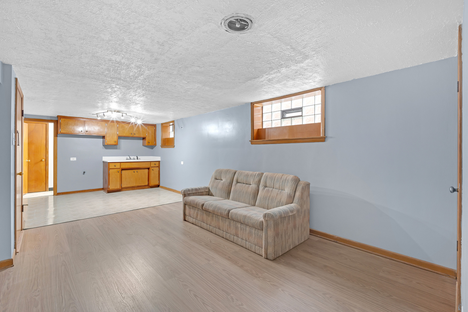 1528 N 21 Avenue Property Photo 15