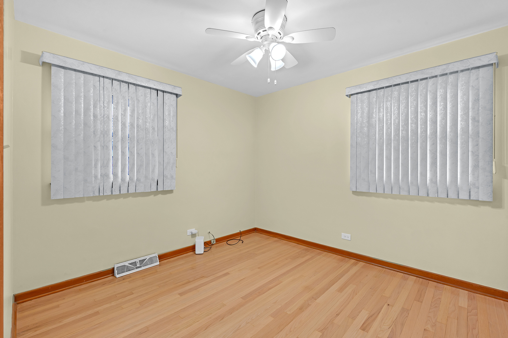 1528 N 21 Avenue Property Photo 19
